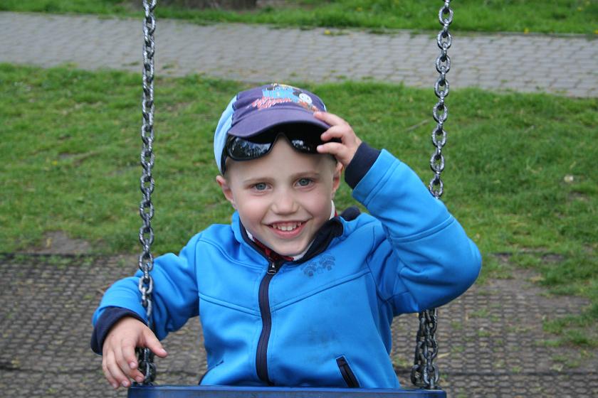 IMG_6574.JPG - A w Helu huśtam się tak!