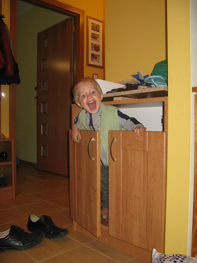 IMG_1688.JPG - Duch szafki na buty