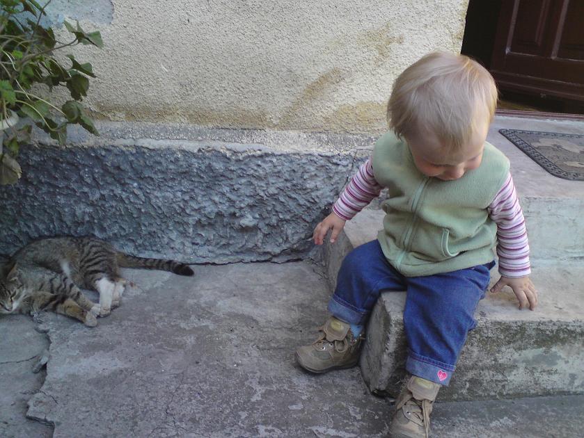 DSC00285.JPG - Zmęczony (i kot, i Wojtek)