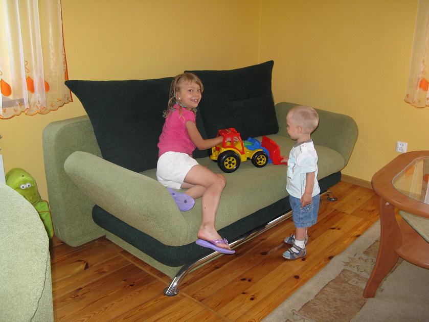 IMG_9877.JPG - Dosta�em nowy, pi�kny traktor