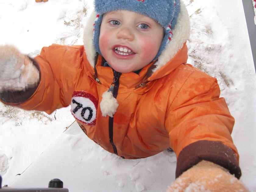 IMG_2479.JPG - Zimowy chłopak