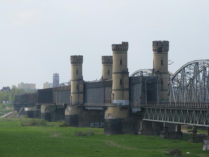 IMG_4029.JPG - Most w Tczewie. W 1854 roku był to najdłuższy most w Europie.