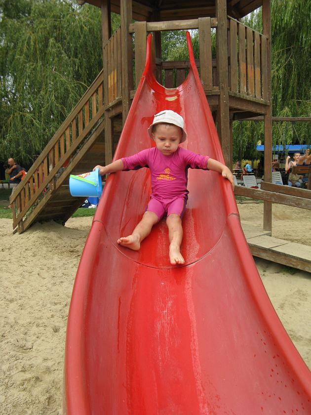 IMG_8729.JPG - . . . na mokrym znacznie lepiej się jedzie ;-)