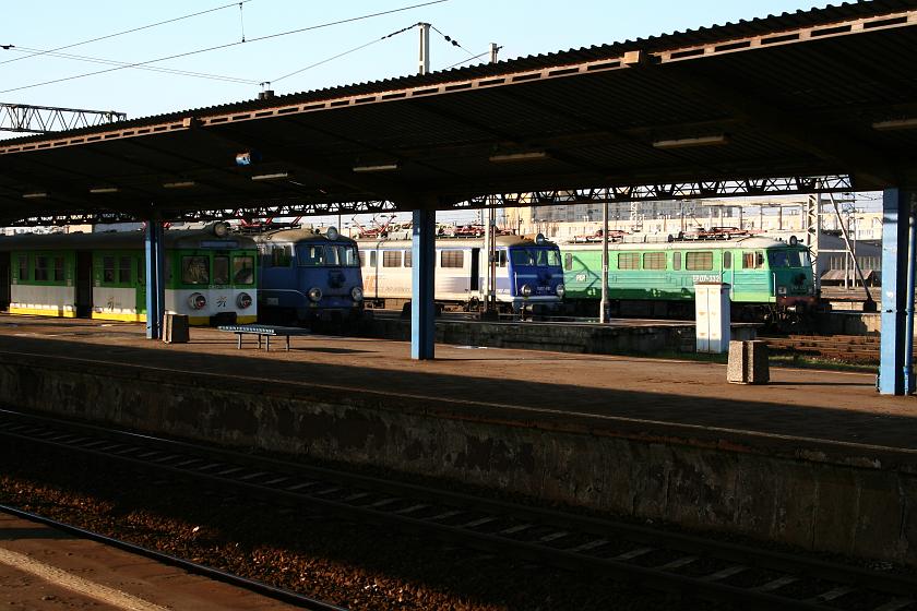 IMG_4955.JPG - Ile tu lokomotyw!