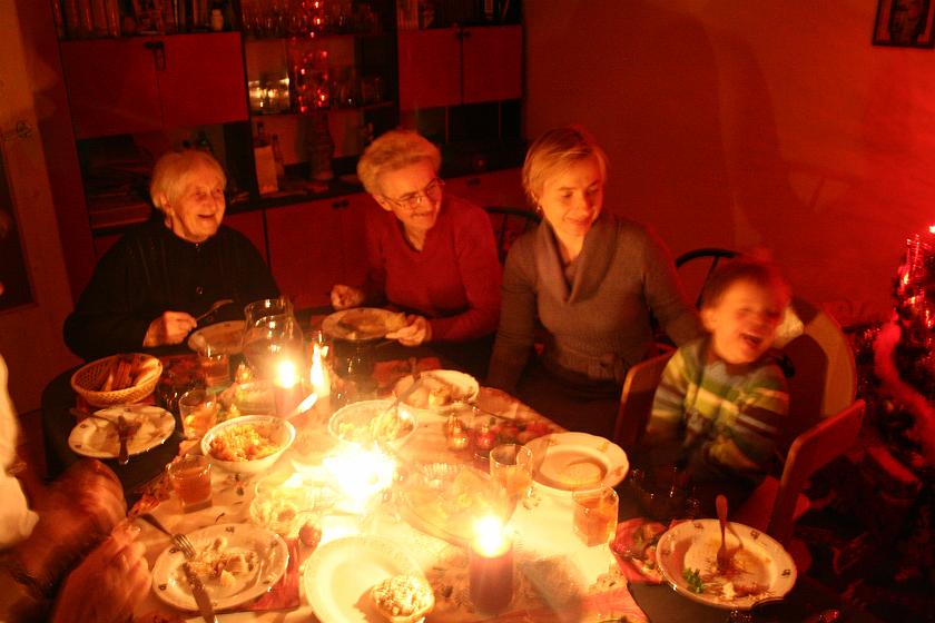 IMG_5488.JPG - Babcia! Zgaś światło!