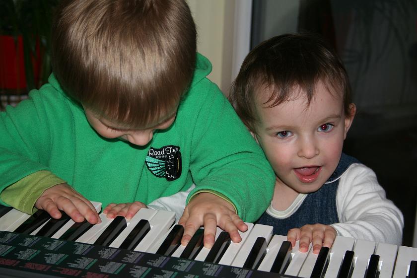 IMG_5736.JPG - Dwa małe grajki