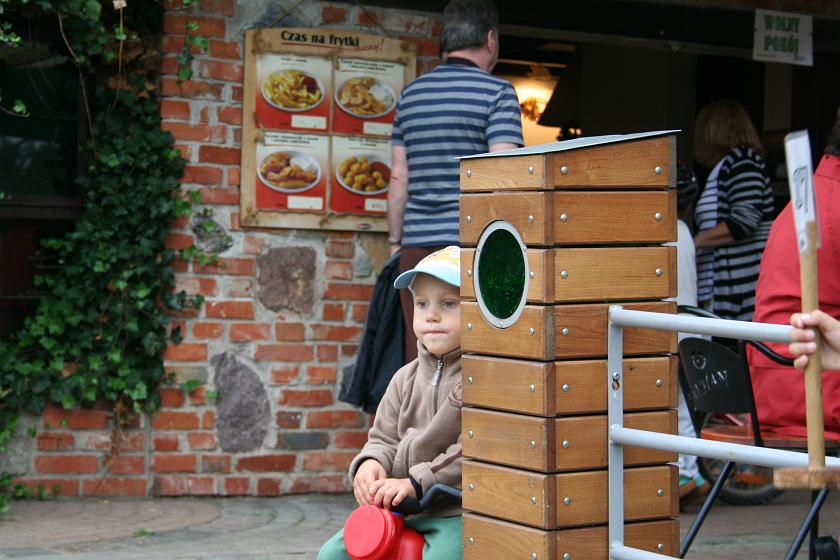 IMG_2148.JPG - Takie tam, zza węgła