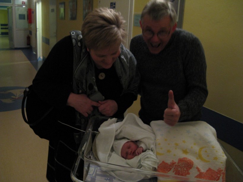 IMG_0250.jpg - Dziadkowie bardzo się cieszą!